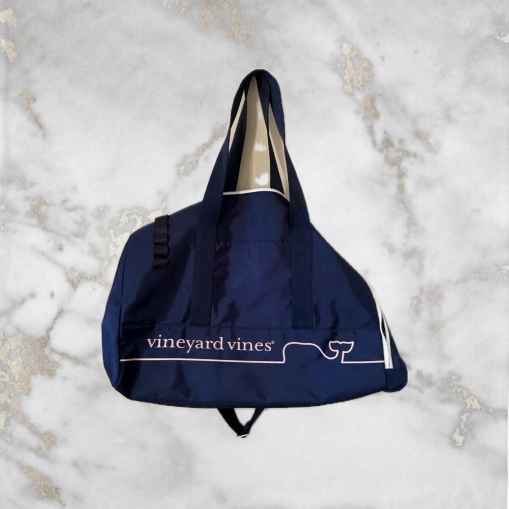 FINAL OFFER ON Vineyard Vines Blue and White Duffel Bag